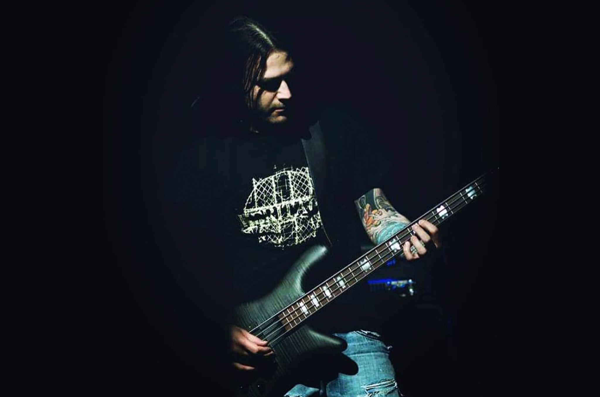 constantineplaysbass_video.jpg